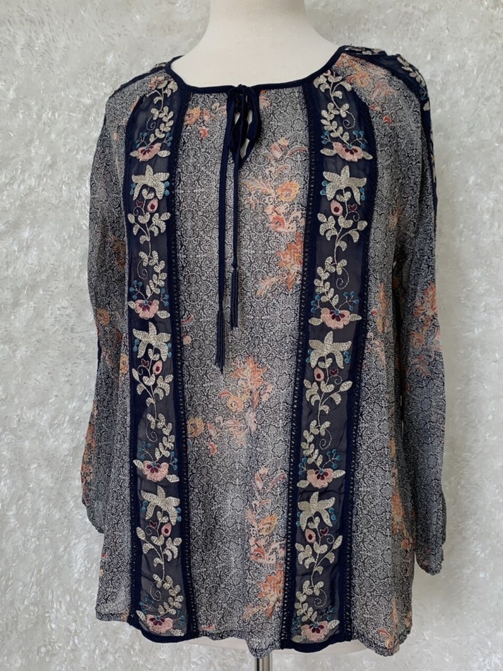 Lucky Brand Blue Chiffon Peasant Top, Size Medium